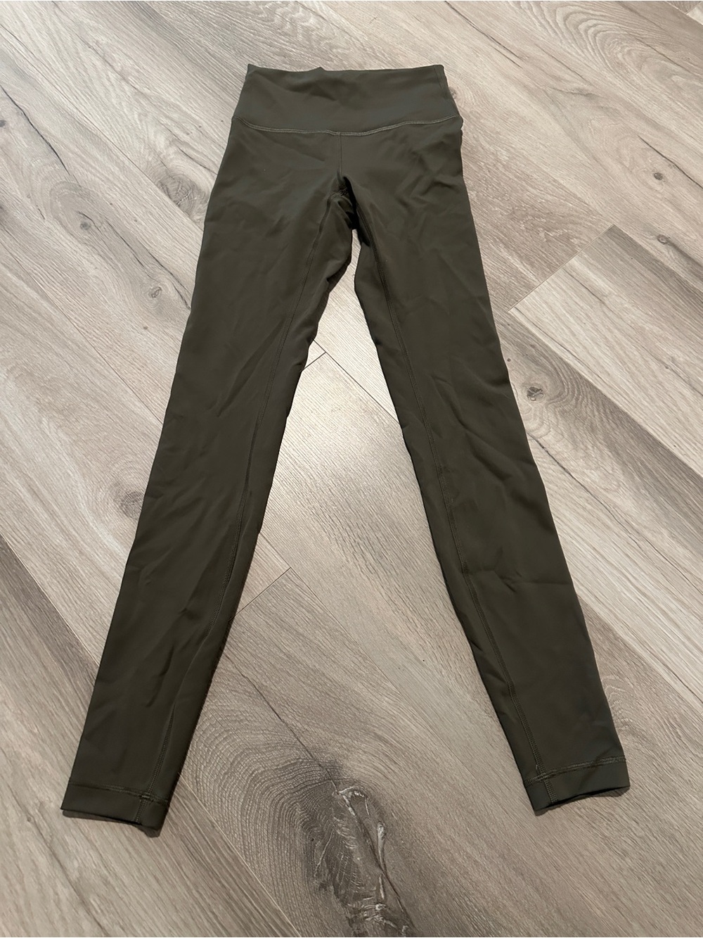 Lulu Leggings - Picture 3 of 3